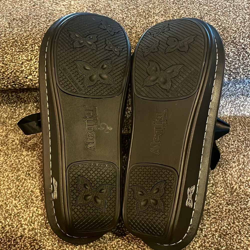 Alegria Shoes - Picture 5 of 6